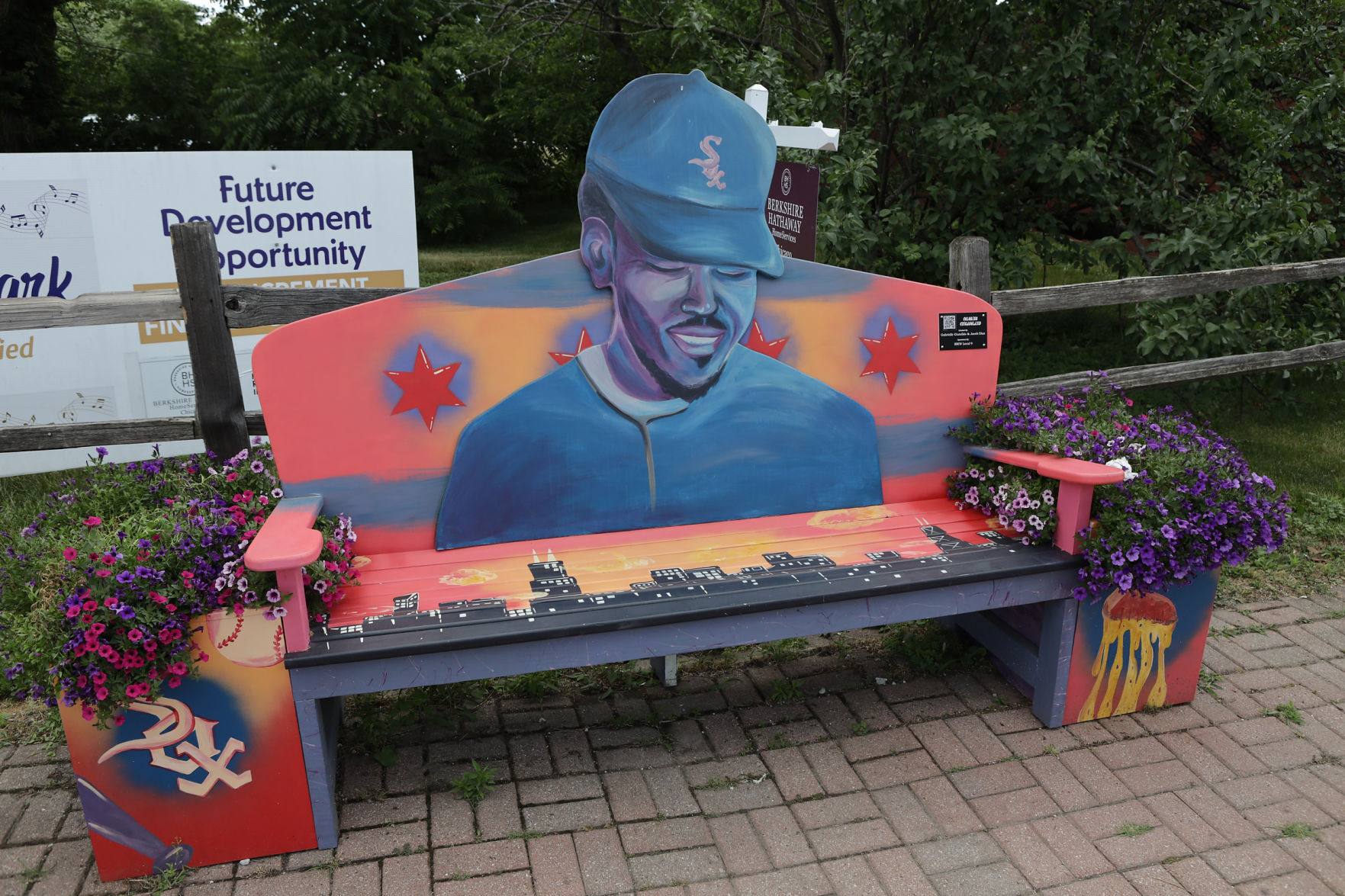 Beatles and Buffett just some of the 'cover' artists in Benches on the Avenue